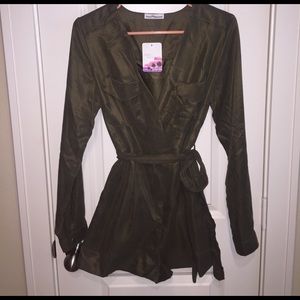 Cute army green romper! Never been worn!