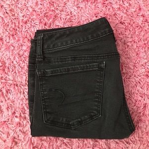 American Eagle jeans size 4 short