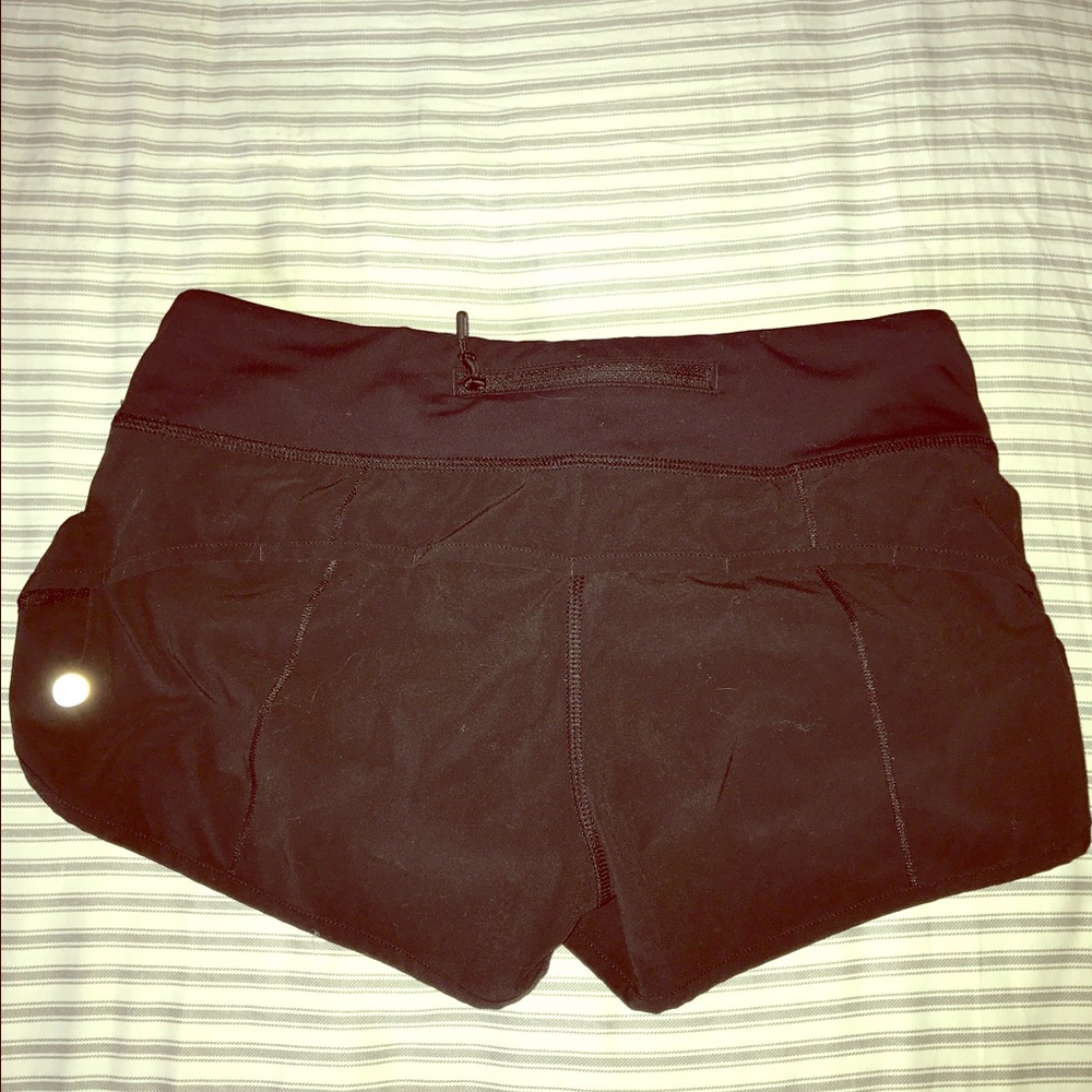 Lululemon black shorts