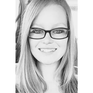 Meet your Posher, Lillian renee