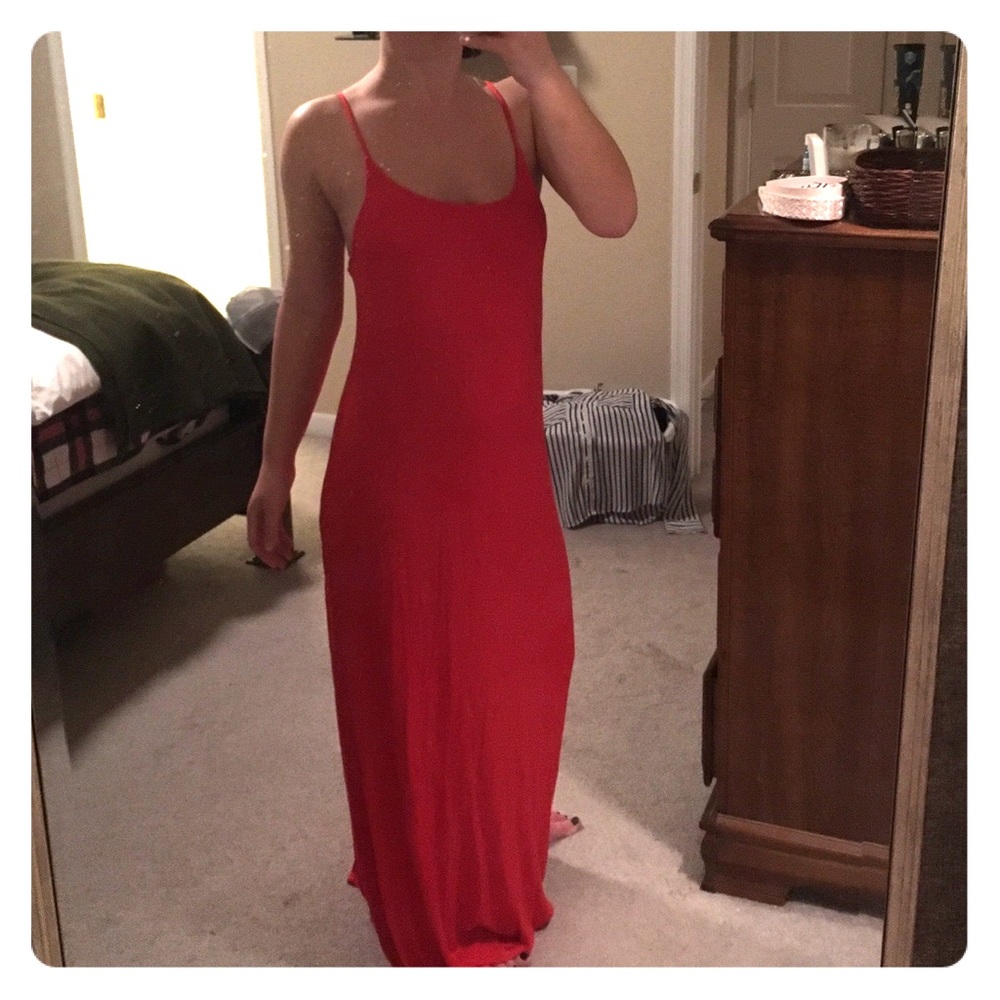 Lulu's Open Back Maxi size small NWOT