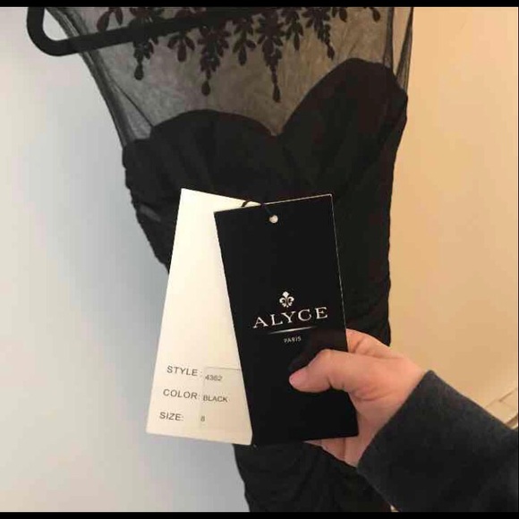 Black Beaded Alyce Paris Dress - Picture 3 of 3