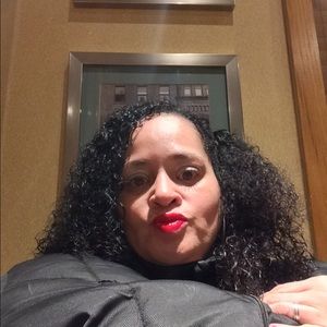 Meet your Posher, Jacqueline