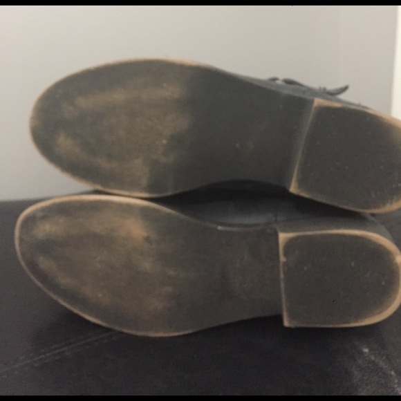 Gray boots with blue detail - Picture 3 of 3