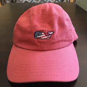 👑Vineyard Vines Hat👑