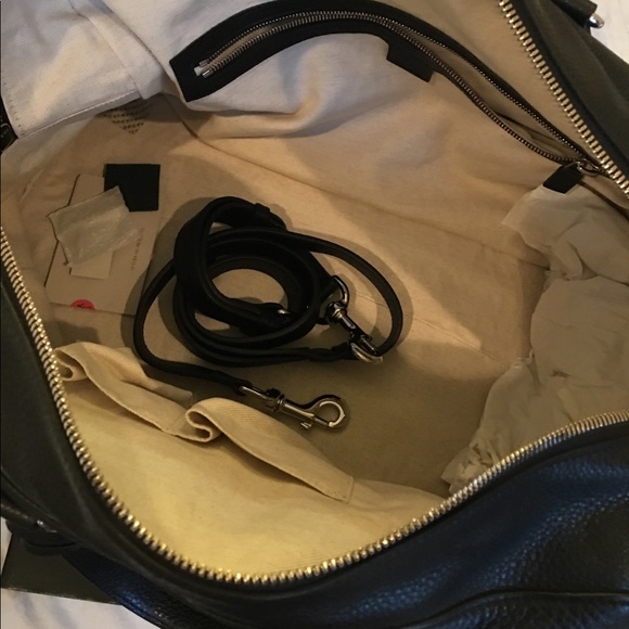 ❌SOLD❌ Gucci Soho Leather Duffle Bag - Picture 5 of 5