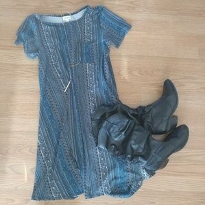 LulaRoe XS Carly BNWOT (XS fits sizes M-L)