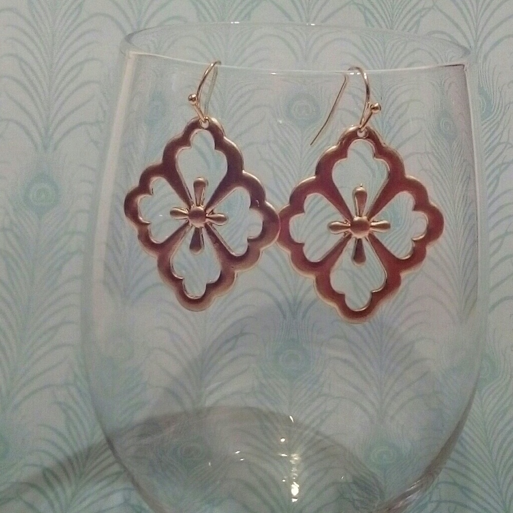 Precious Gold Dangle Earrings