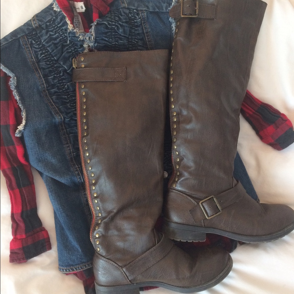 ❄️Brown zipper and stud Moto knee boots