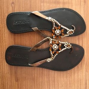 Mystique Thing Sandals