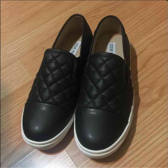 Steve Madden Shoes - Steve Madden Ecentrcq Sneaker