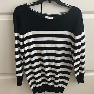 Forever 21 3/4 sleeve sweater