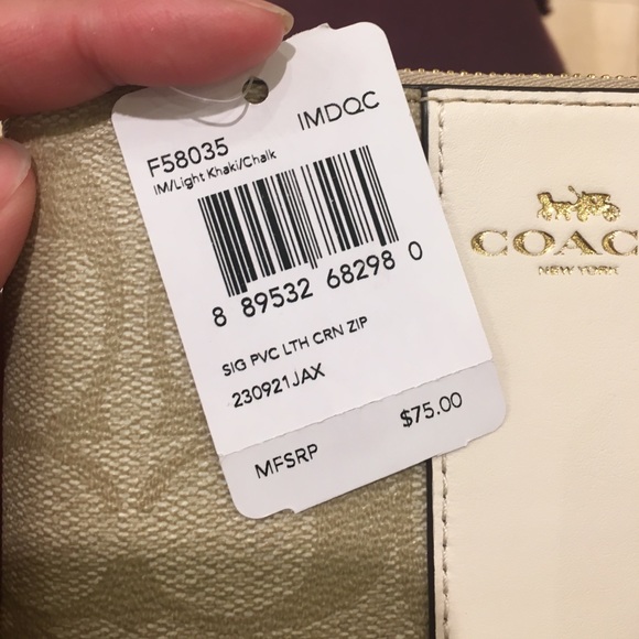 Wristlet - Picture 2 of 4