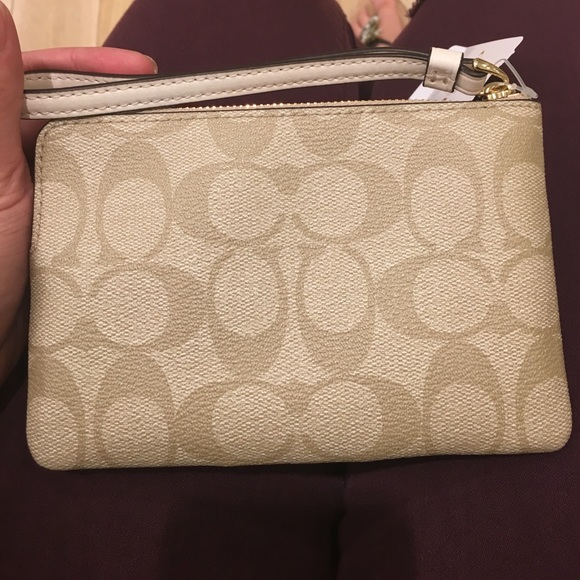 Wristlet - Picture 3 of 4