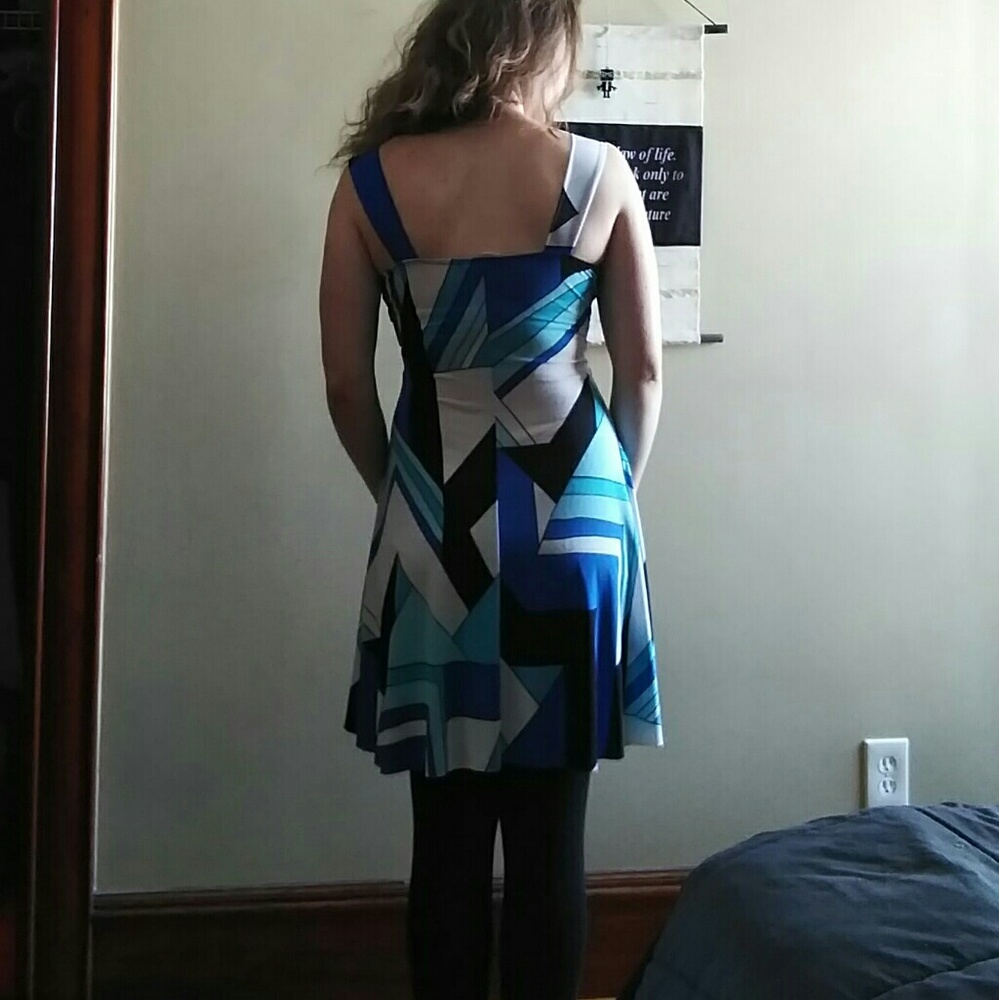 Blue Geometric Patterned Dress - Picture 2 of 3
