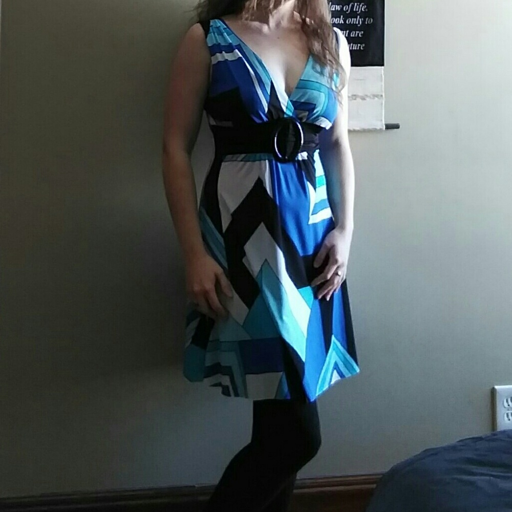 Blue Geometric Patterned Dress - Picture 3 of 3