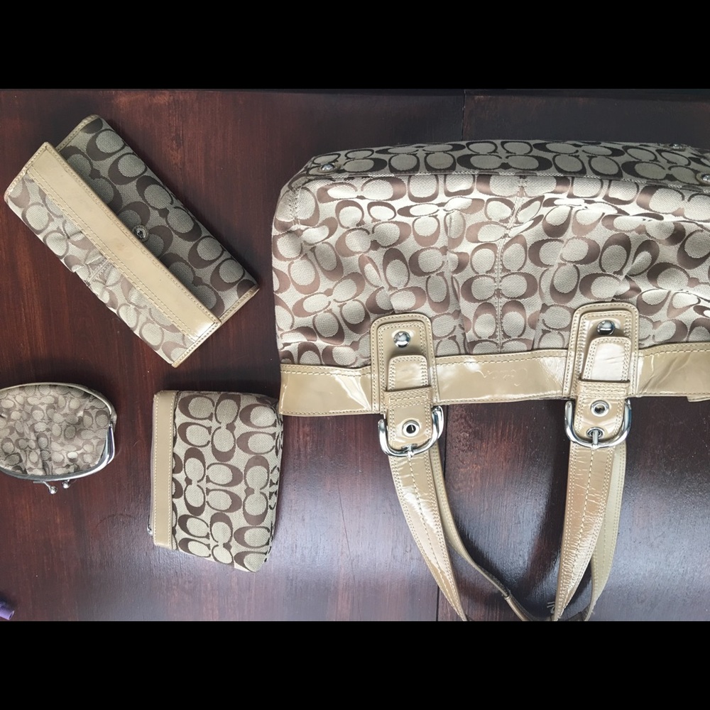 Coach Purse wallet wristlet change pouch set