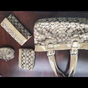 Coach Purse wallet wristlet change pouch set