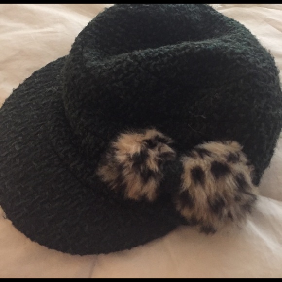 Super cute hat - Picture 2 of 4