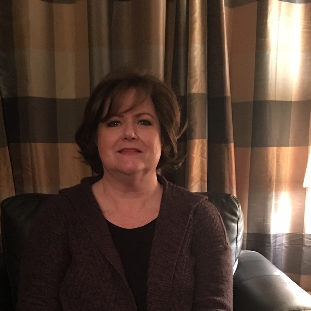 Meet your Posher, Denise