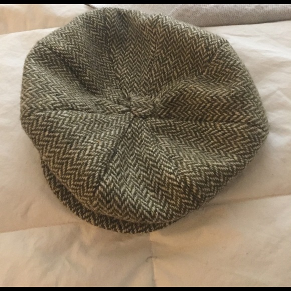 Hat - Picture 1 of 4
