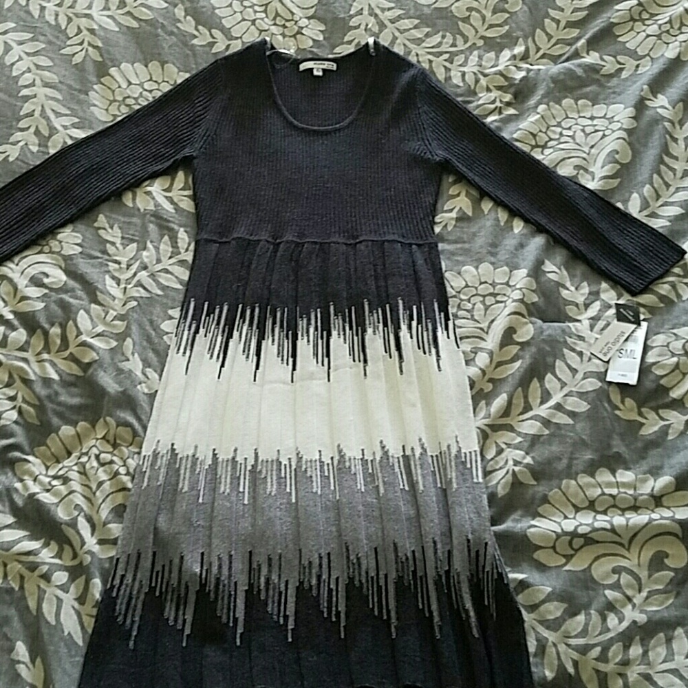 Studio one sweater dress