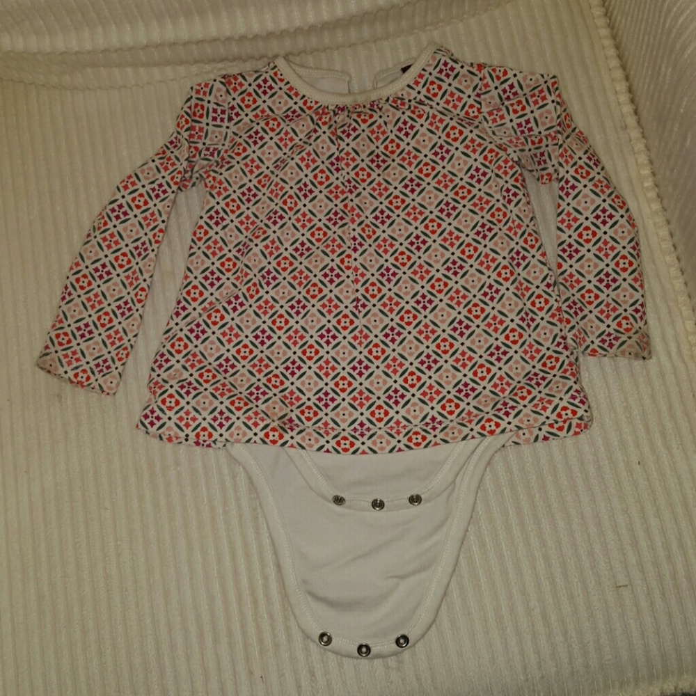 Tea Collection onesie/top sz 12-18mos