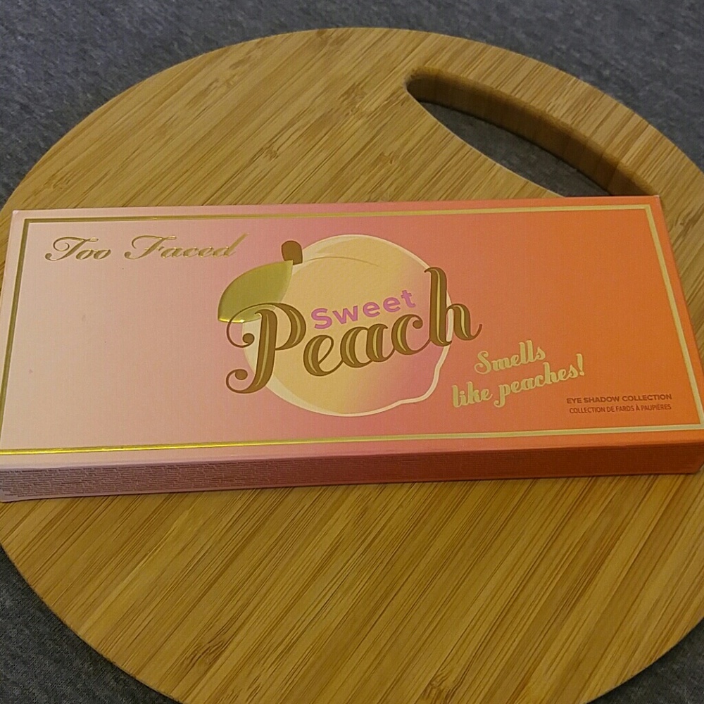 Brand New Too Faced Sweet Peach Eyeshadow Palette