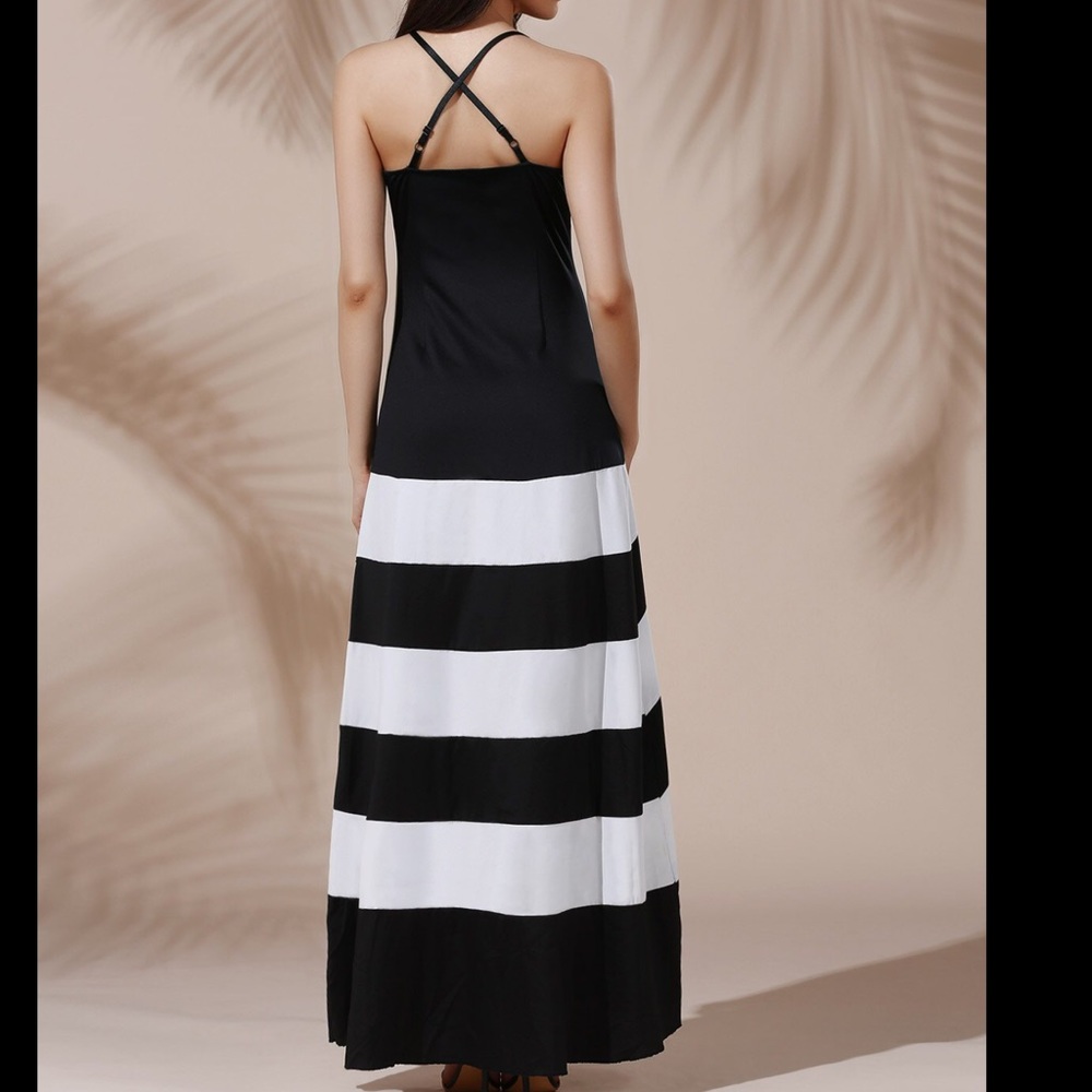 🌺HP 🌸Sexy chevron maxi dress PreOrder & Save - Picture 3 of 4