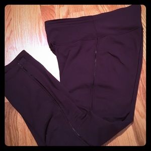 Lululemon black cherry size 8