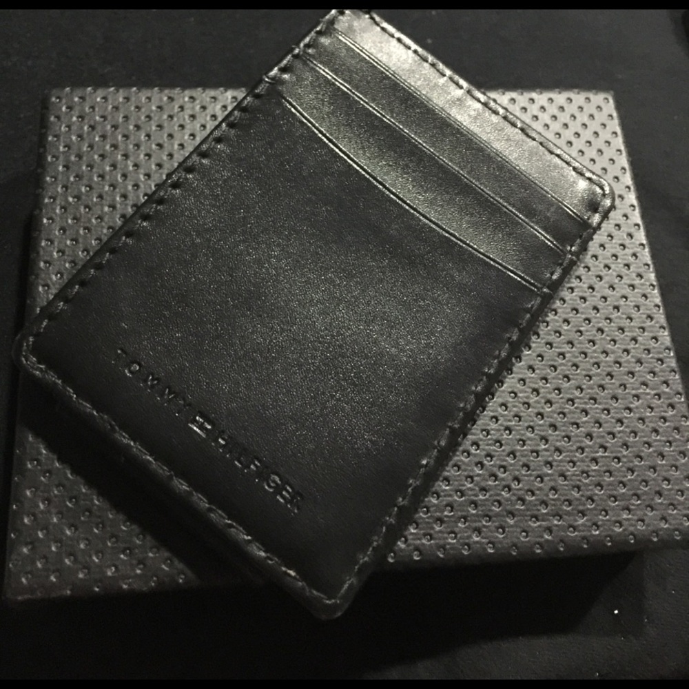 Tommy Hilfiger card holder with money clip
