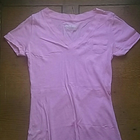 Pink V-neck. - Picture 1 of 2
