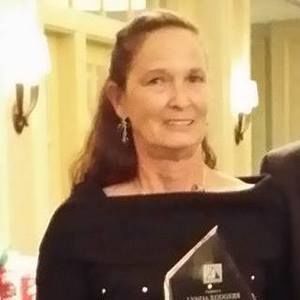 Meet your Posher, Lynda