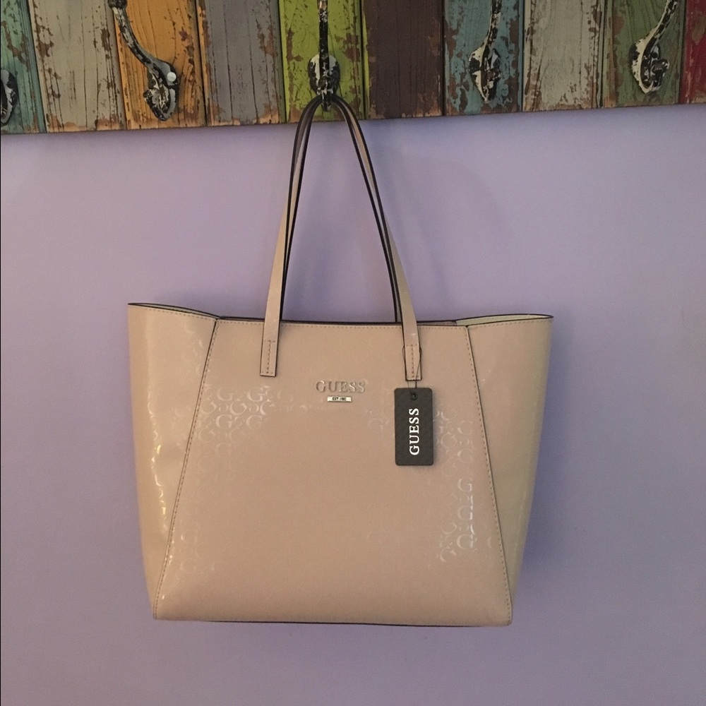 New with tags large guess purse
