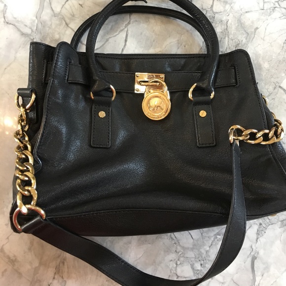 Gorgeous Black and Gold Michael Kors Bag - Picture 1 of 4