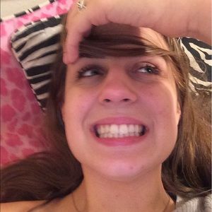 Meet your Posher, Jenna