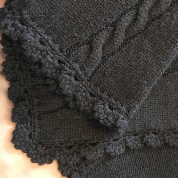 Grad Gift! Extra Fine Black Merino Cardigan - Picture 2 of 7