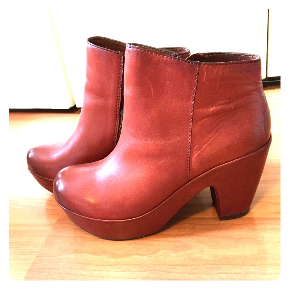Kork-Ease red platform boots