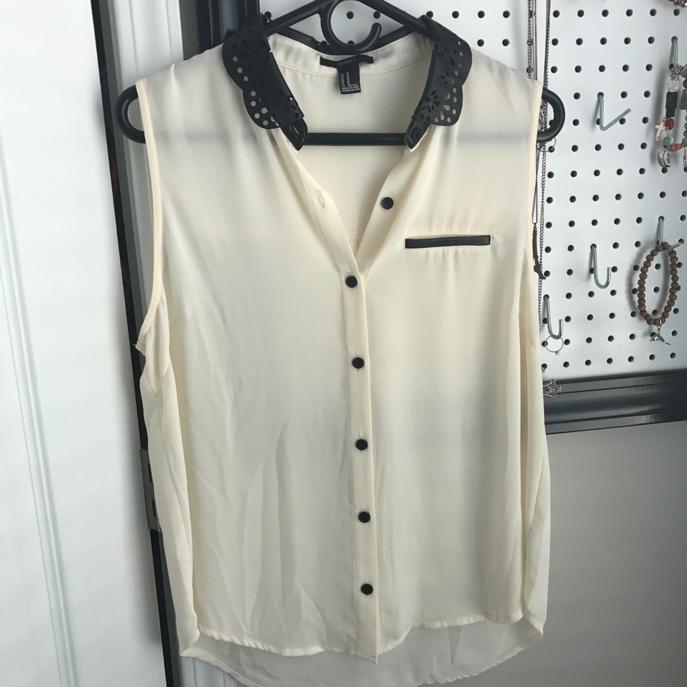 Forever 21 Sleeveless Blous