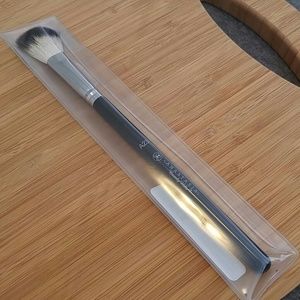 Brand New Anastasia Beverly Hills A23 Brush