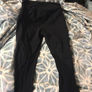 Size 6 Lululemon cropped mesh leggings