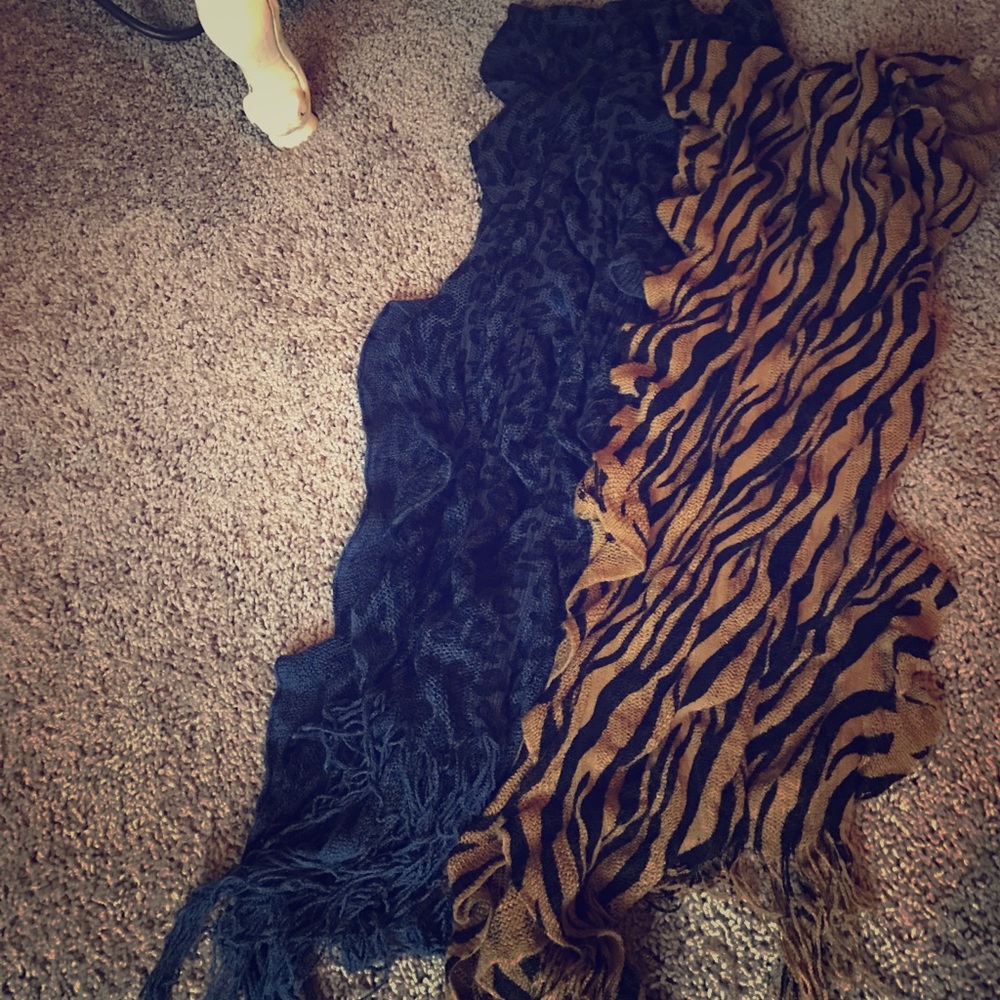 Set of two soft scarves, perfect for layering
