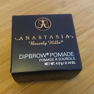 BRAND NEW Anastasia Beverly Hills Dipbrow in Taupe