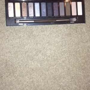Naked smoky palette