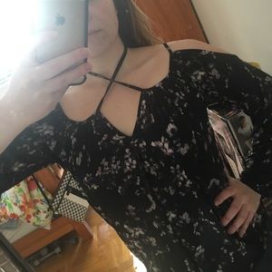 Final Sale***Versatile BoHo bell sleeve blouse