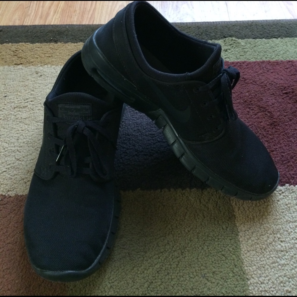 Nike SB Janoskis Air Size 9. Barely Worn.