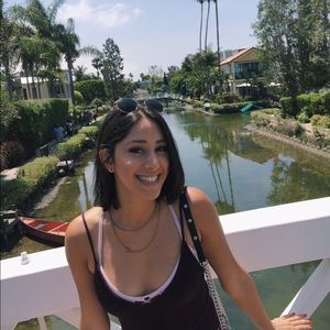 Meet your Posher, Gina