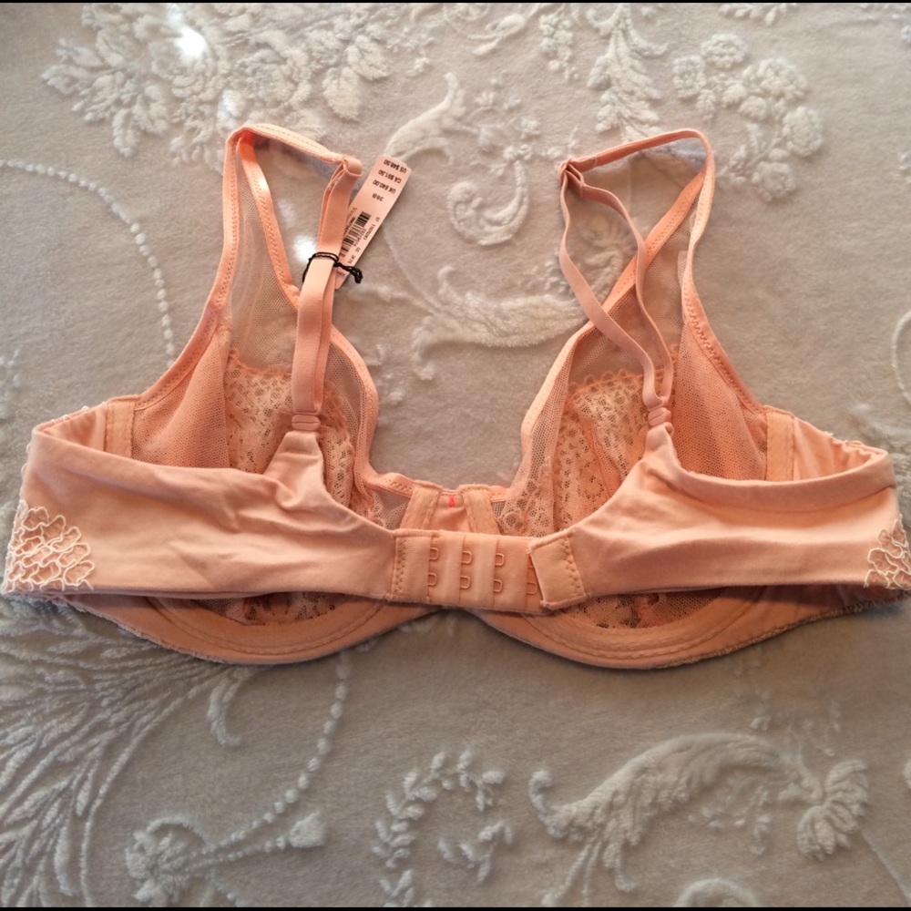 Victoria's Secret Body Peach/Nude Crochet 36B - Picture 2 of 4