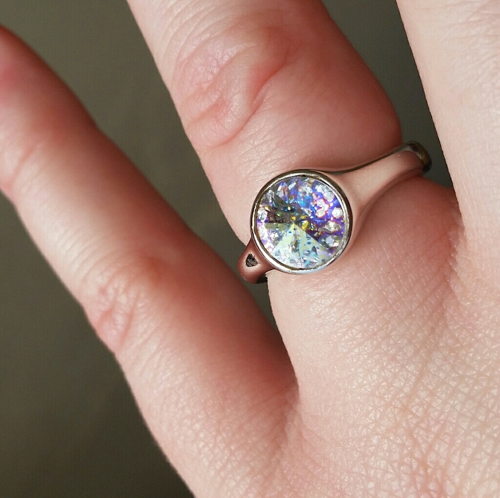 Gorgeous Swarovski Cocktail ring