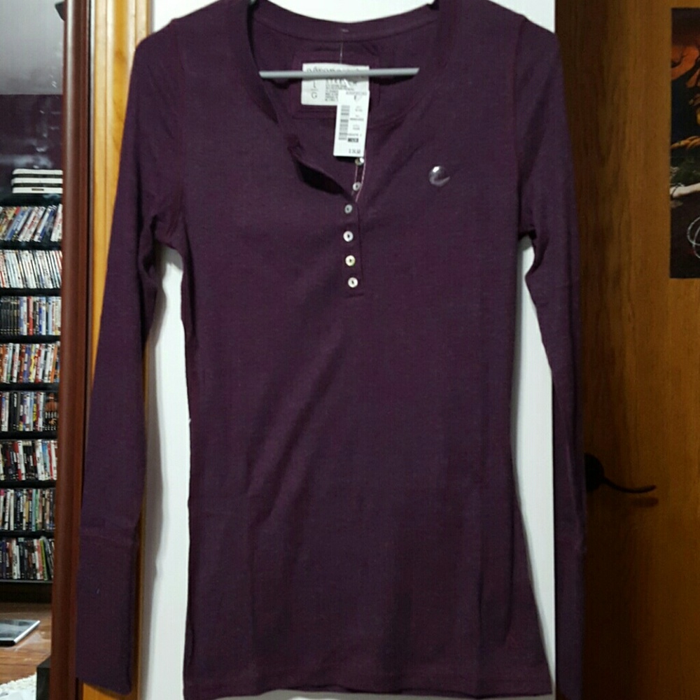 Aeropostale purple button down shirt. NWT. Sz L